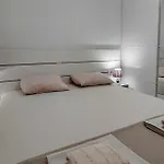 Apartamento Stunning In With Wifi