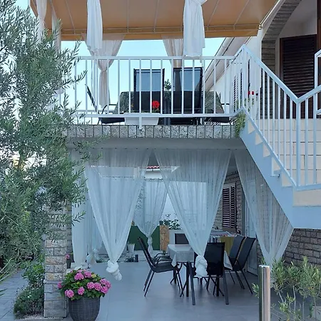 Stunning In With Wifi * Ugljan
